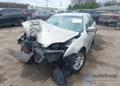 2010 Mercury Milan z USA, uszkodzony, nr VIN 3MEHM0HA4AR626218